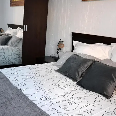 Apartamentos La Sierra Villalba de la Sierra Exterior foto
