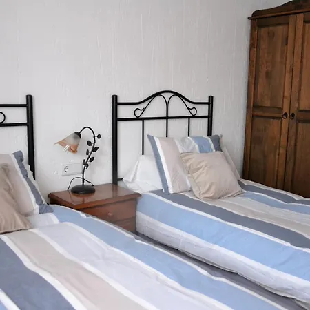 Apartamentos La Sierra Villalba de la Sierra Exterior foto